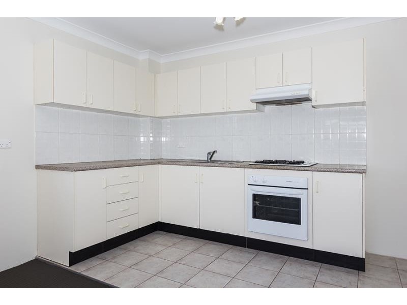8-10 Fourth Avenue, Blacktown NSW 2148
